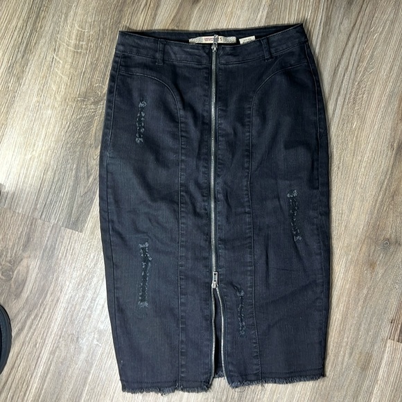 Distressed black denim skirt, size small - Picture 1 of 2